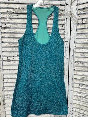 Women's HTF Lululemon Cool Razorback Tank Top